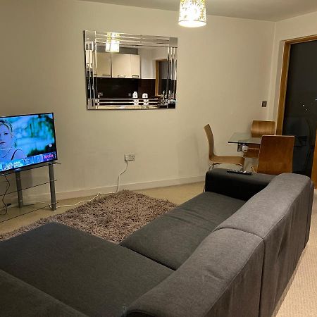 Bigkings Stylish 2 Bedroom Apartment With Free On Street Parking Манчестер Экстерьер фото